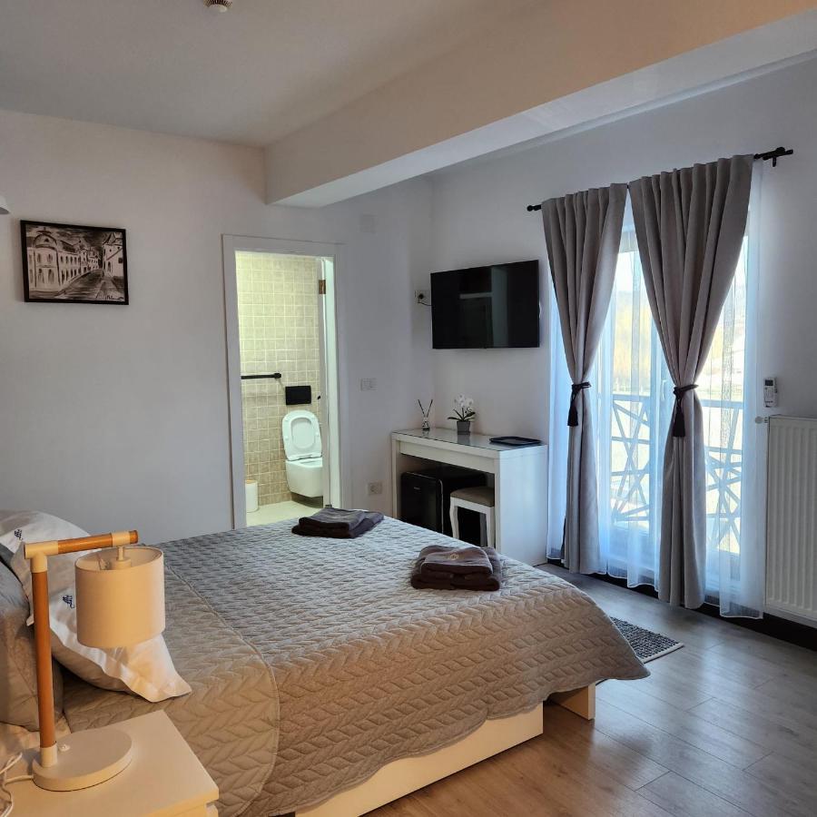My Room Accommodation Куртя-де-Арджеш Экстерьер фото